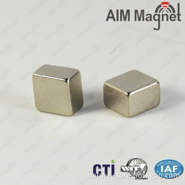 8x8x4m n45 neodymium magnet